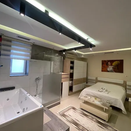 Apartmán Jacuzzi Escape